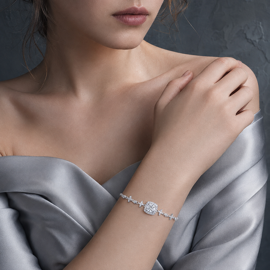 Women’s 925 Sterling Silver Moissanite Star Link Adjustable Bracelet with Halo Center Stone