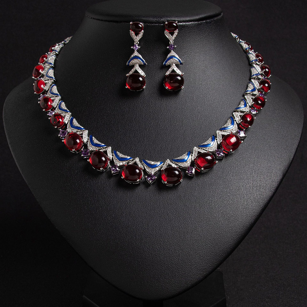 Women’s Vintage Floral Zircon Jewelry Set with Pink Petal Necklace and Drop Earrings