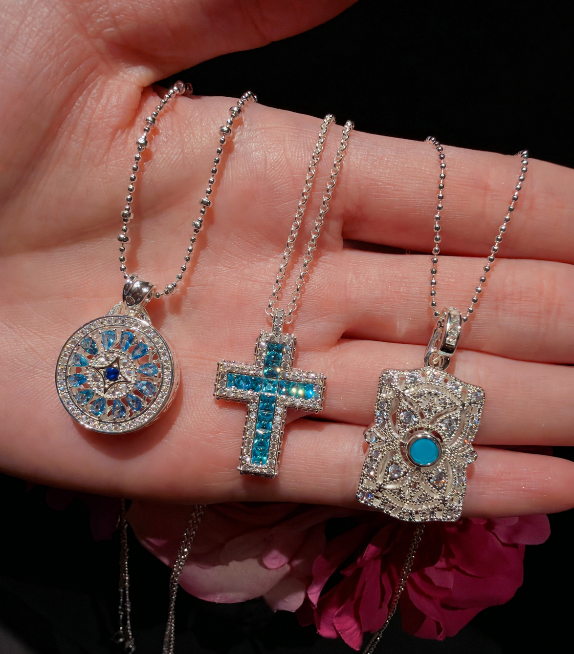Women’s Peacock Blue Elegant Pendant Necklace with Sparkling Cubic Zirconia Detail