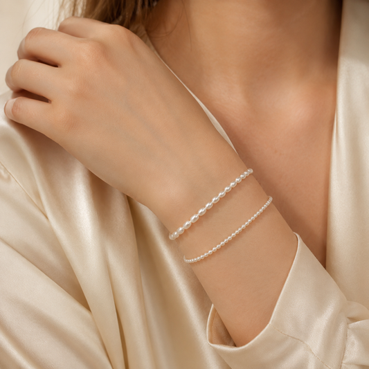 Minimalist Pearl Beaded Bracelet Set – 2-Piece Unisex Layering Bracelets