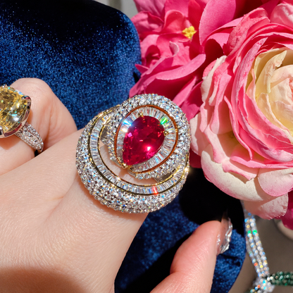 Women’s Elegant Pear-Shaped Cubic Zirconia Adjustable Ring with Layered Halo Detail