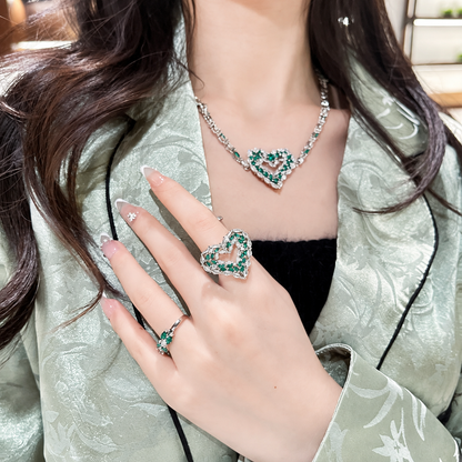Women’s Emerald Green Heart Zircon Jewelry Set with 18K Gold Tone Necklace and Adjustable Rings