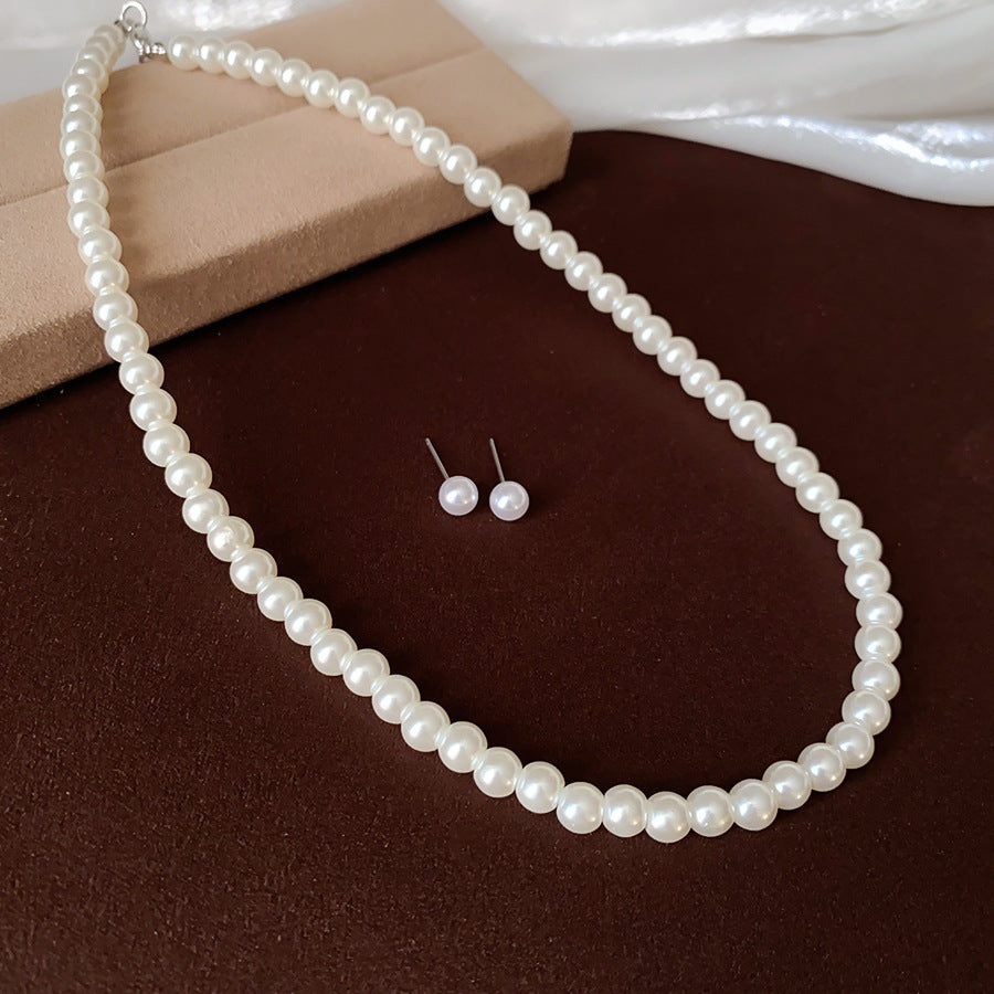 Women’s Crystal and Pearl Necklace and Stud Earrings Set