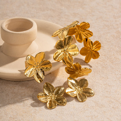 18K Gold PVD Stainless Steel Floral Jewelry Set – Cuff Bracelet, Stud Earrings & Ring