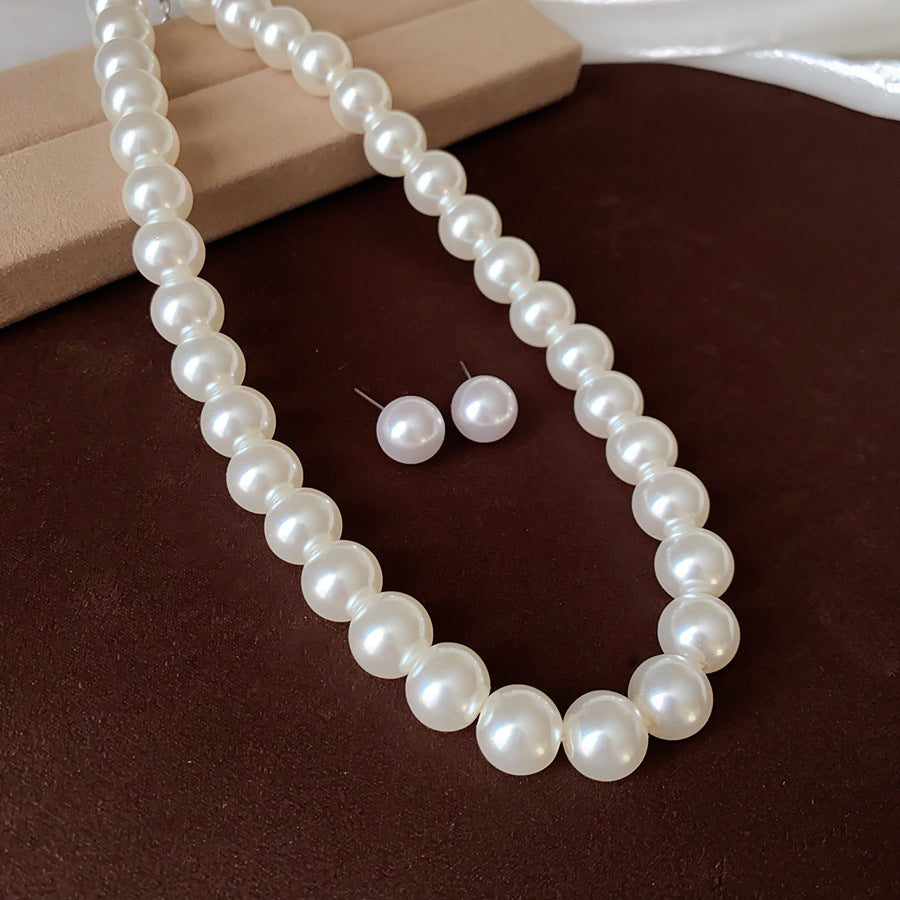 Women’s Crystal and Pearl Necklace and Stud Earrings Set