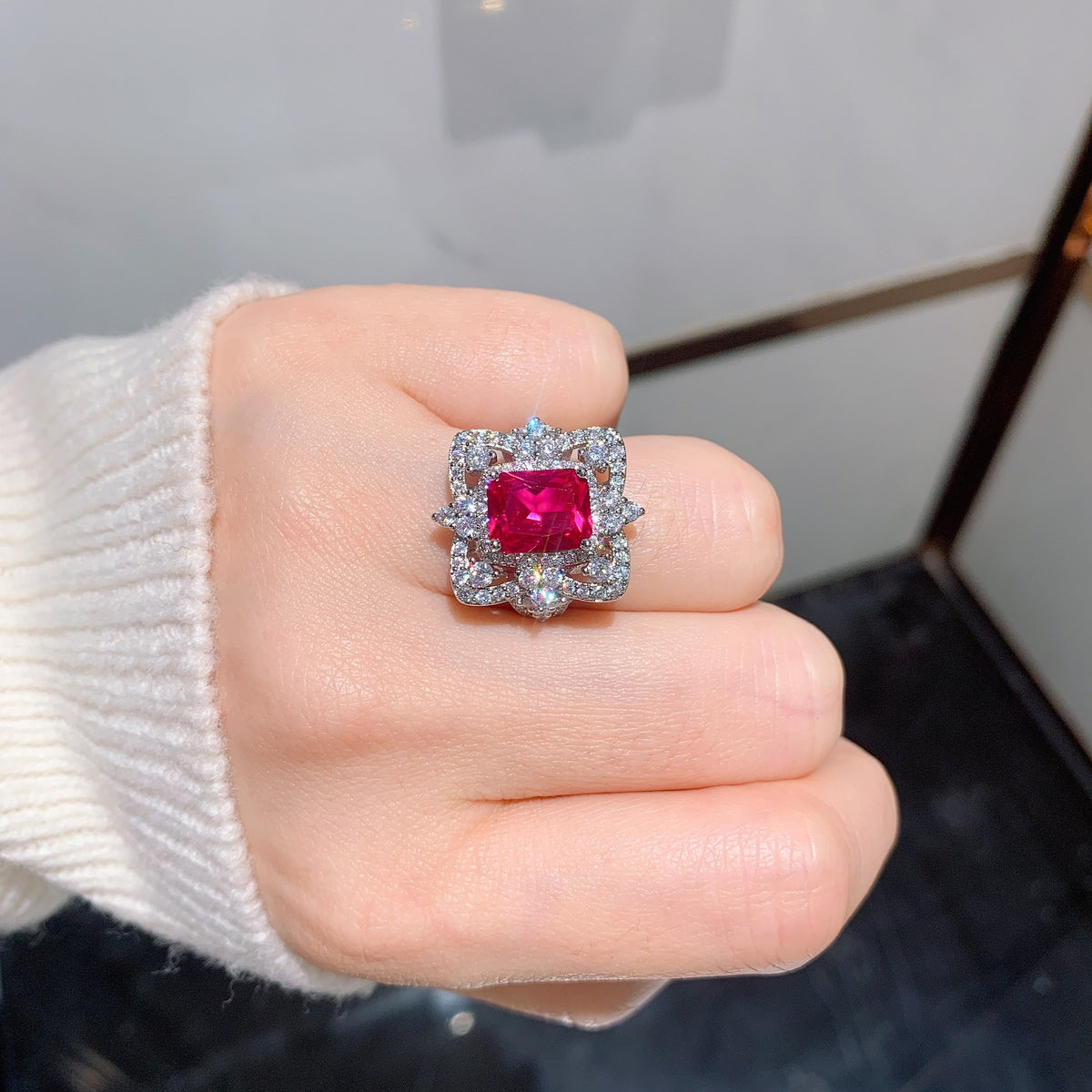 Women’s Elegant Electroplated Copper Ring with Colorful Zircon Detail