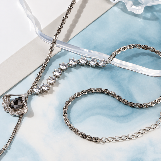 Women’s Silver-Tone Elegant Long Sweater Necklace with Sparkling Teardrop Pendant and Chain Tassel