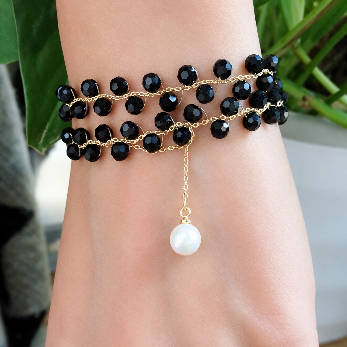 Women’s Black Crystal Beaded Choker Necklace & Wrap Bracelet with Mother-of-Pearl Charm